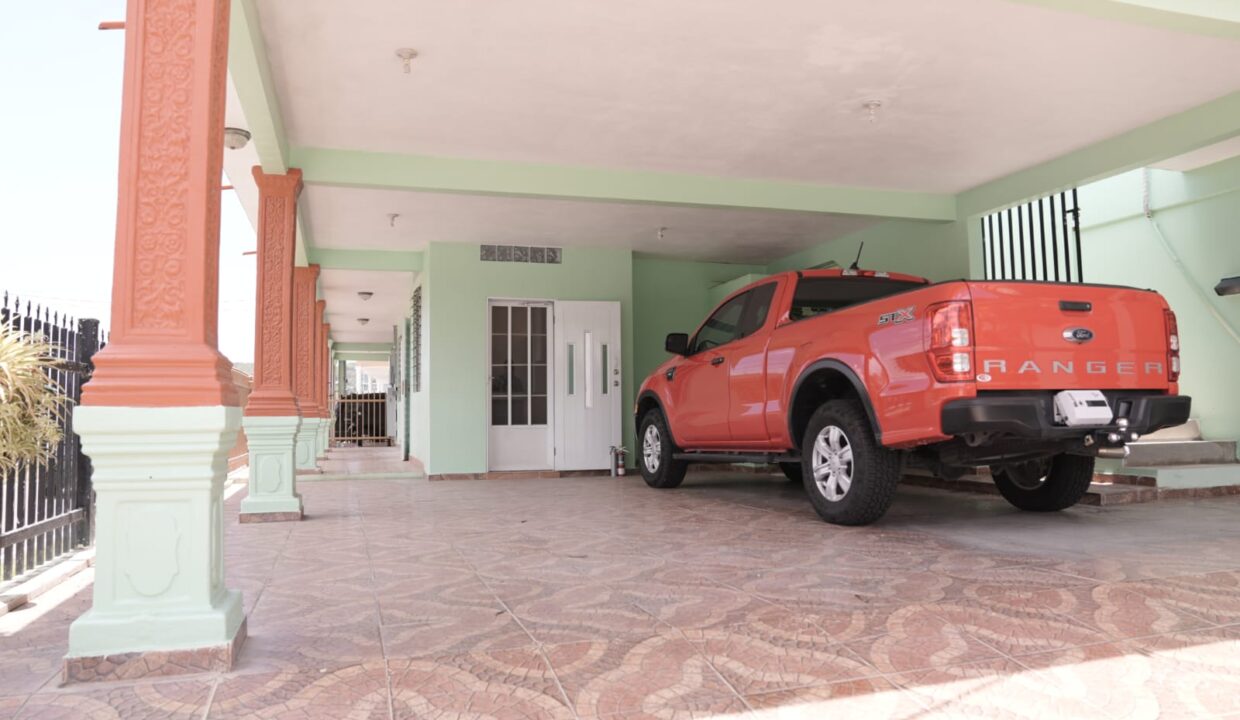 MAGUEYES - 17. Entrada y Marquesina Casa #4