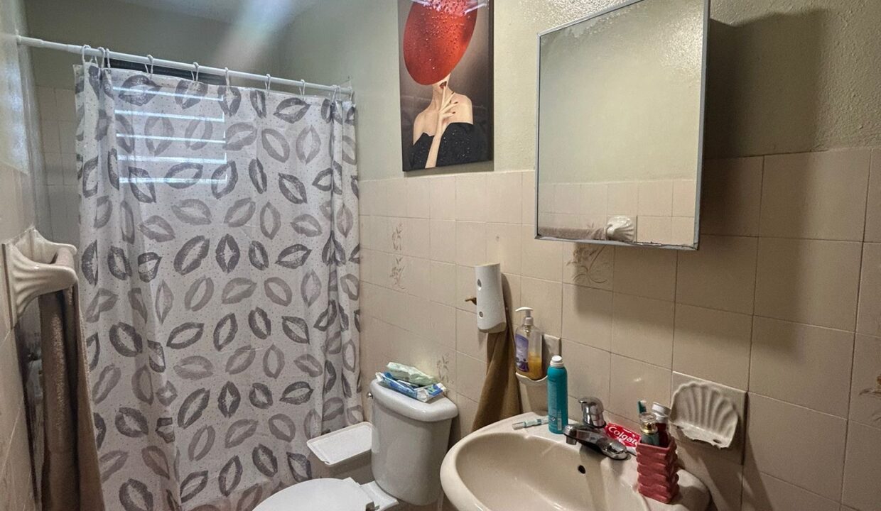 BO. PALOMAS 9-Baño habitación master