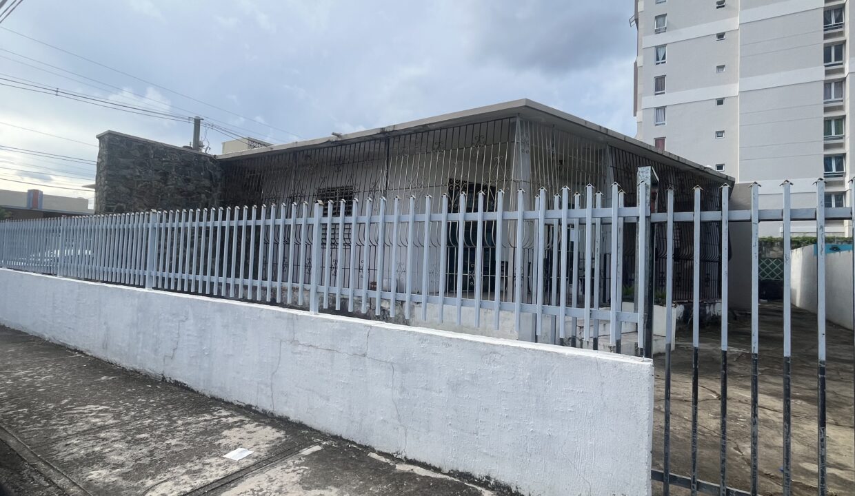 URB. FLORAL PARK - (PORTADA)