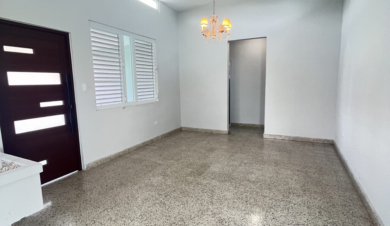 URB. VILLA CAPARRA - 2