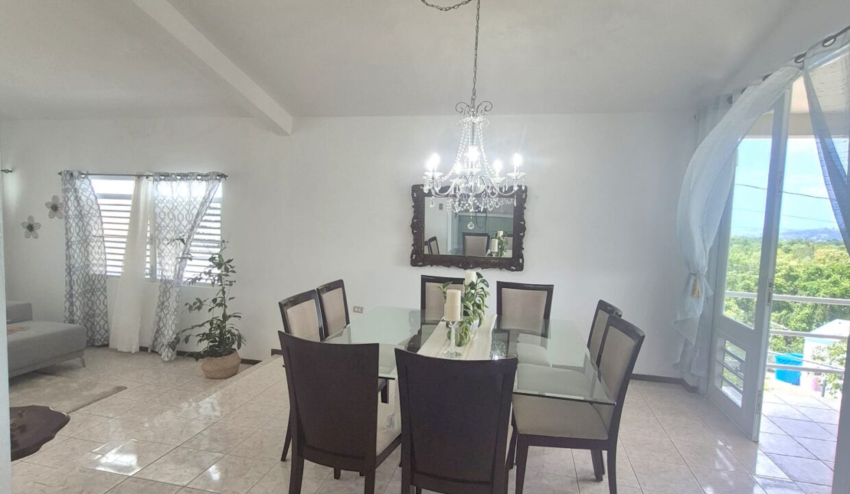 BO. BARAHONA - 2 - COMEDOR