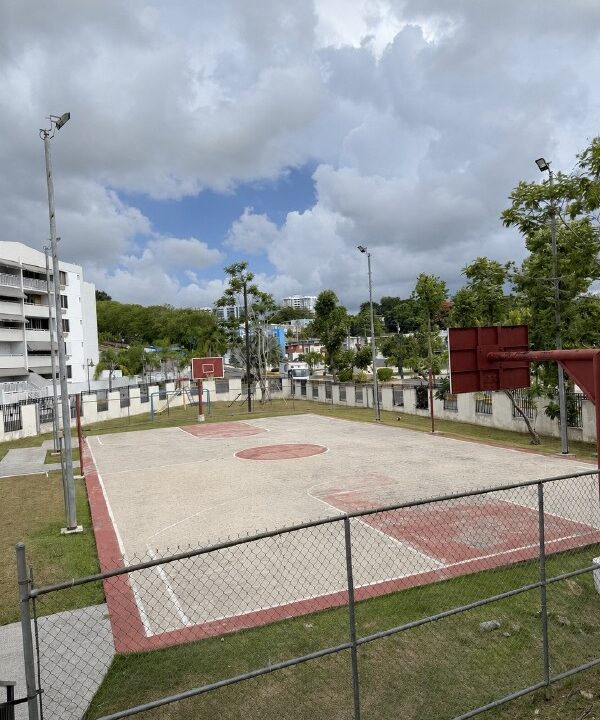 COND. PORTAL DE SOFIA - 11 - BASKETBALL COURT