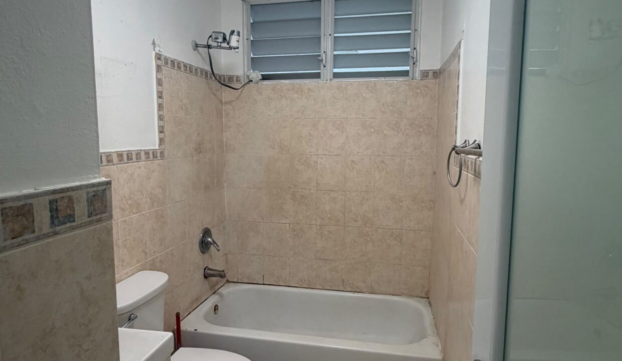 URB. PASEO COSTA DEL SUR - 9 - Baño
