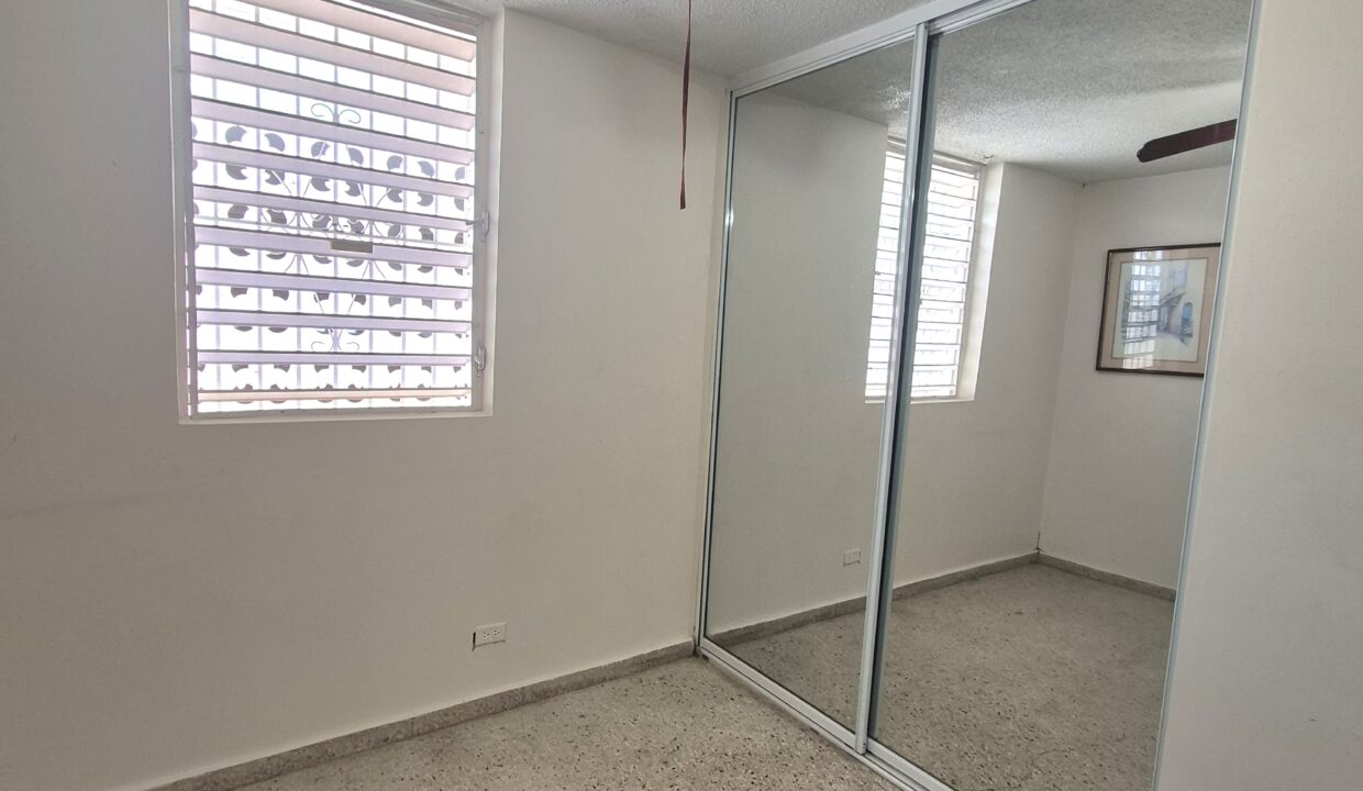 URB. LAS VEGAS - 8 - 2DO CUARTO DESDE EL LOUNDRY