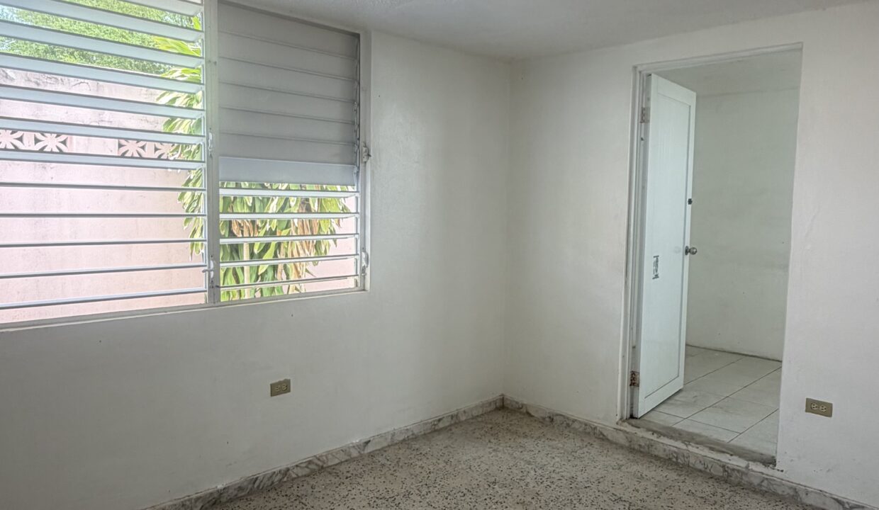 URB. SAN ANTONIO - 5 - Habitación 1